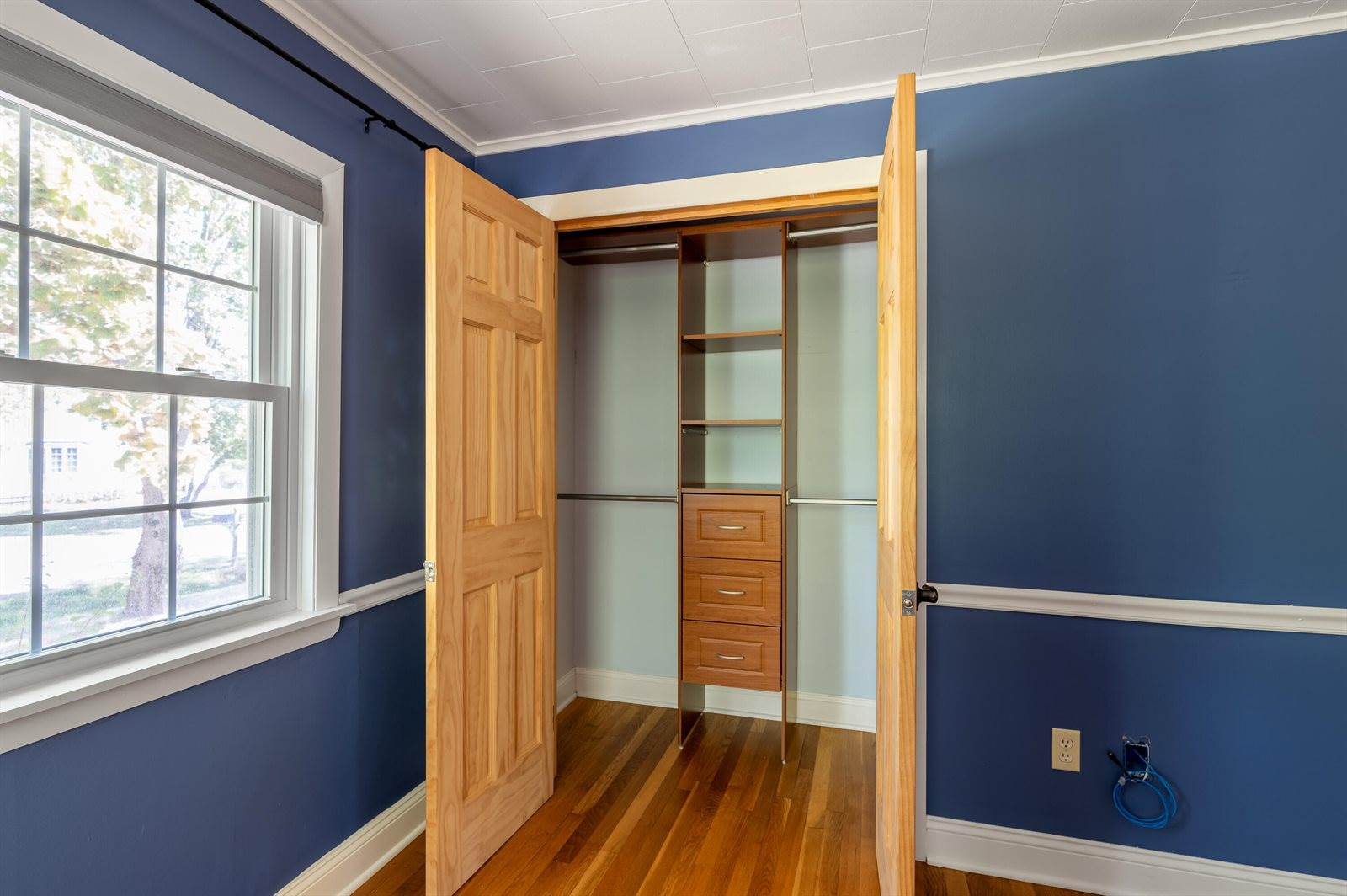 49 Perry Road, Hampden, ME 04444