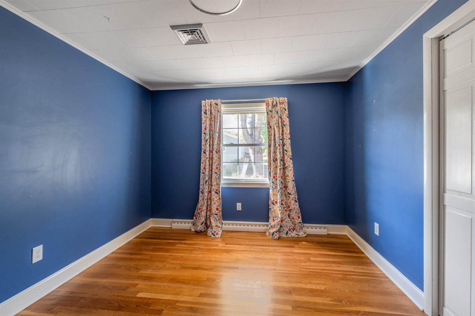 49 Perry Road, Hampden, ME 04444