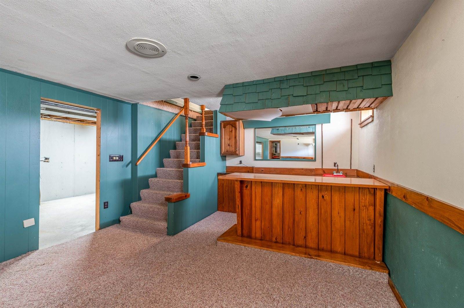 49 Perry Road, Hampden, ME 04444