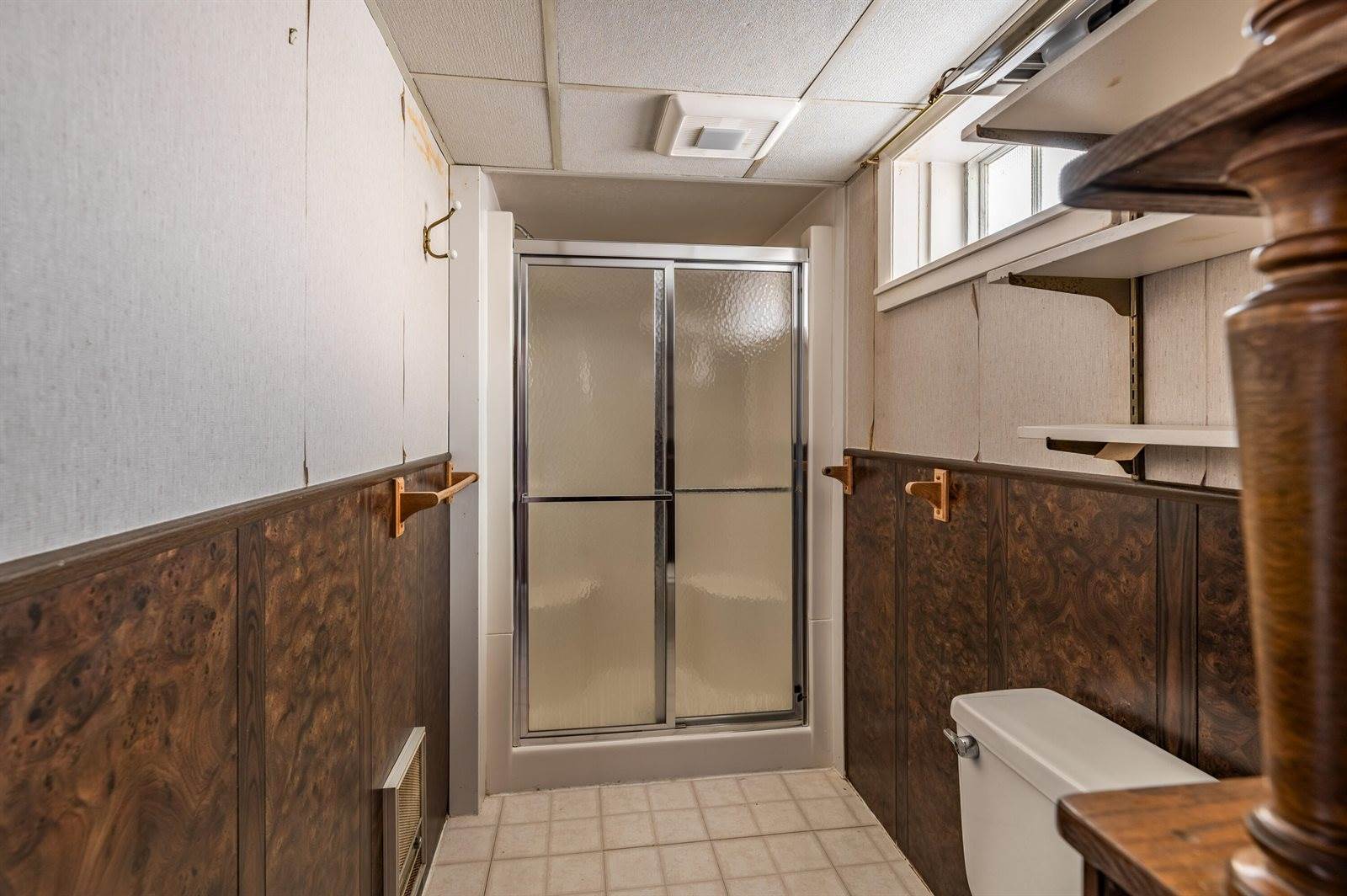 49 Perry Road, Hampden, ME 04444