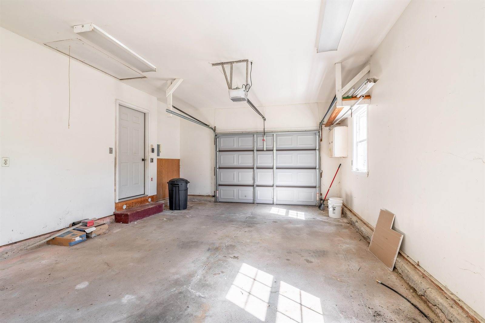 49 Perry Road, Hampden, ME 04444