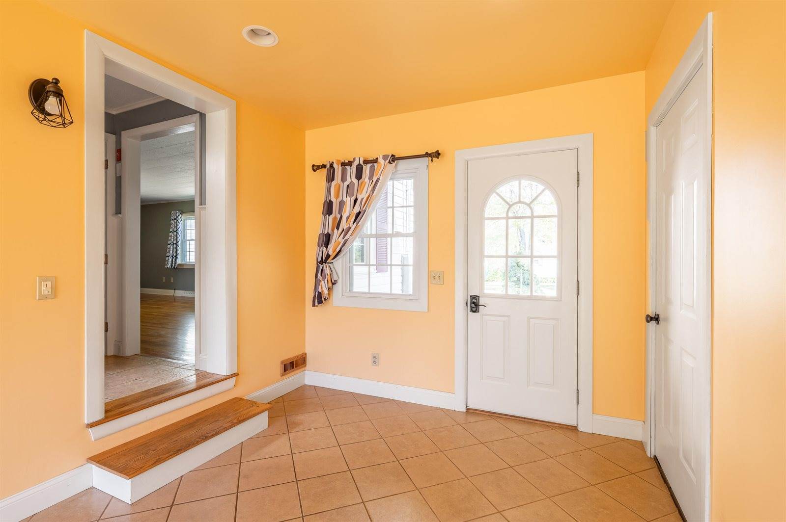 49 Perry Road, Hampden, ME 04444