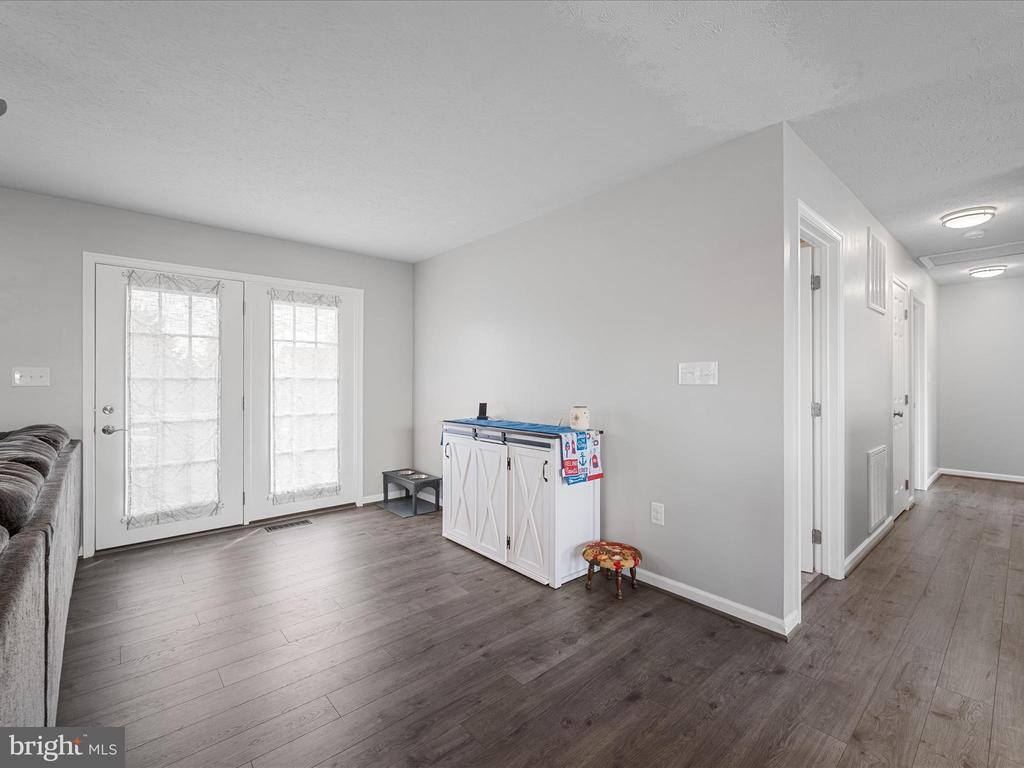 204 Wallace Avenue, Inwood, WV 25428