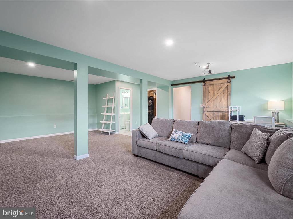 204 Wallace Avenue, Inwood, WV 25428