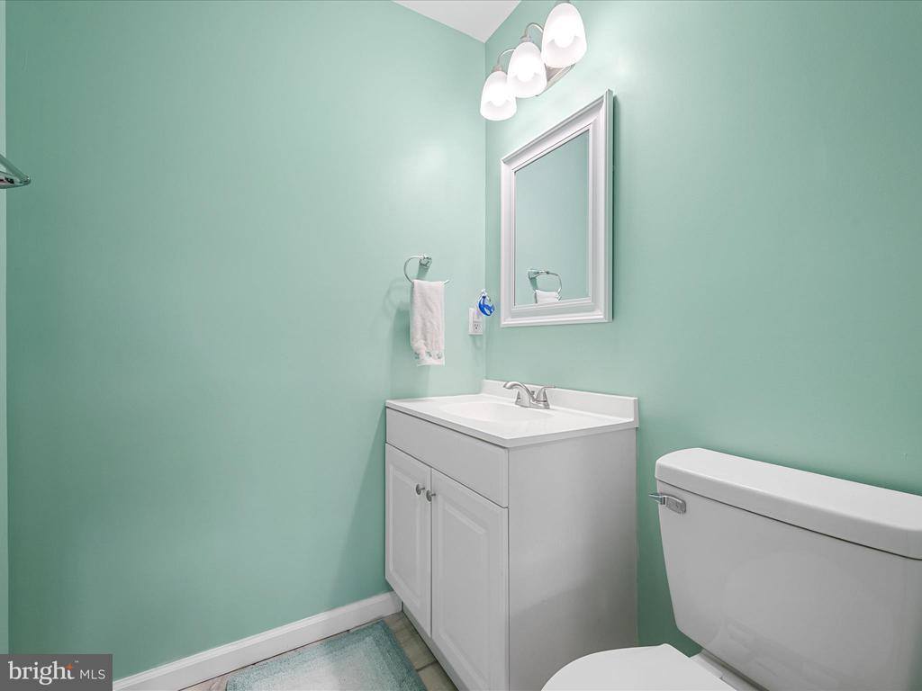 204 Wallace Avenue, Inwood, WV 25428