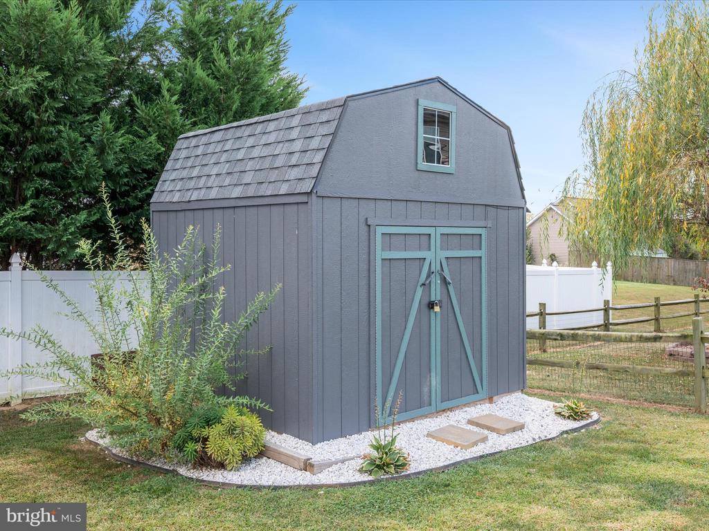 204 Wallace Avenue, Inwood, WV 25428