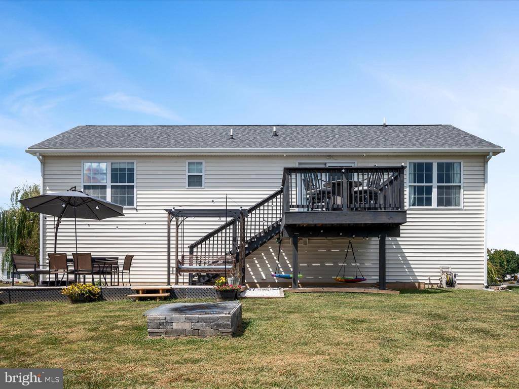 204 Wallace Avenue, Inwood, WV 25428