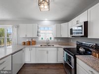 204 Wallace Avenue, Inwood, WV 25428