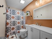 204 Wallace Avenue, Inwood, WV 25428