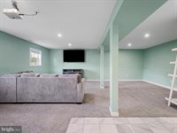 204 Wallace Avenue, Inwood, WV 25428