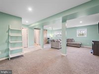 204 Wallace Avenue, Inwood, WV 25428