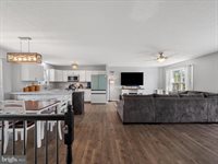 204 Wallace Avenue, Inwood, WV 25428