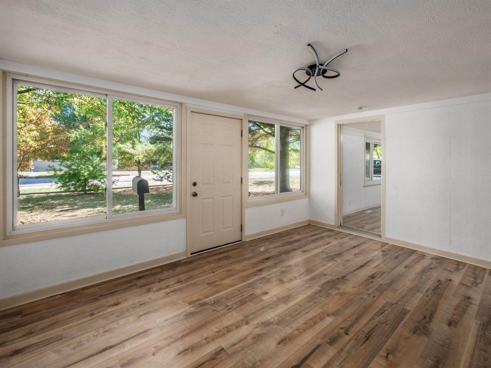 963 Erickson Avenue, Columbus, OH 43227