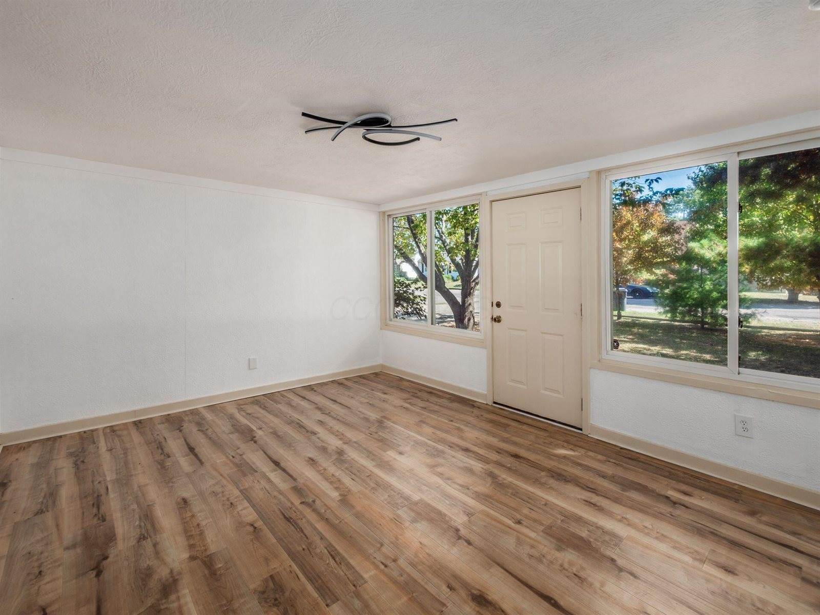 963 Erickson Avenue, Columbus, OH 43227