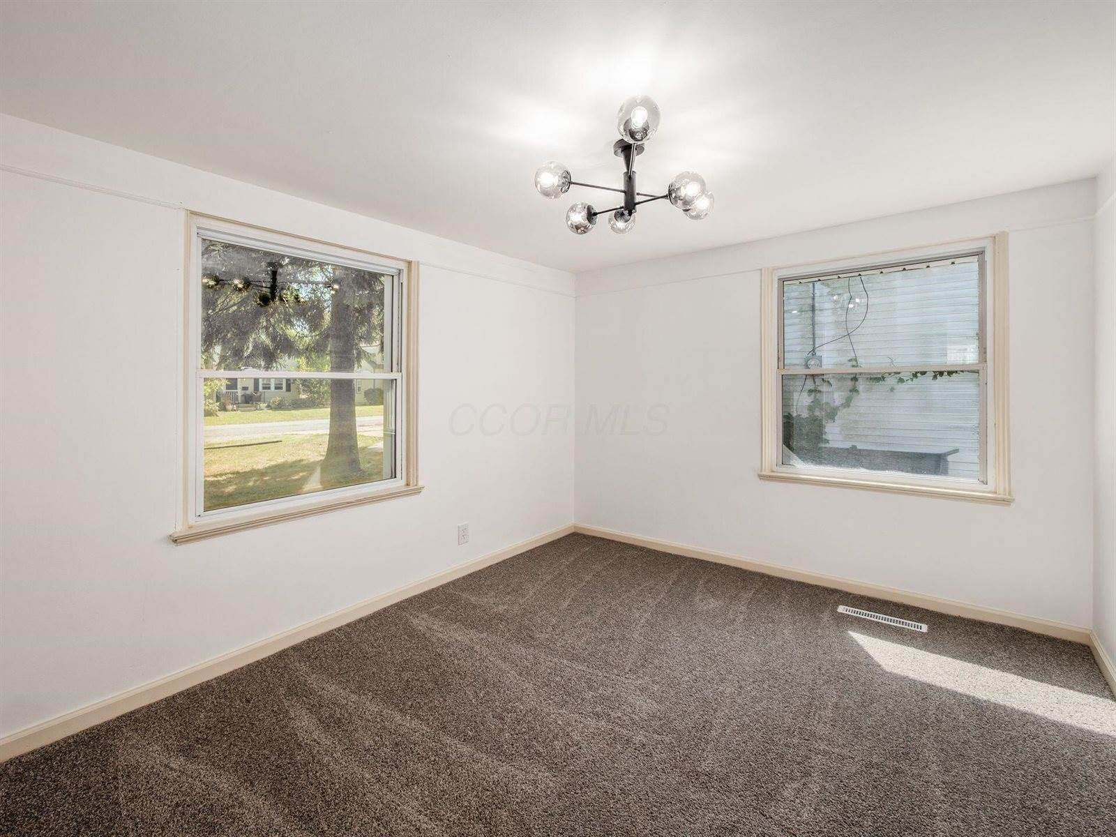 963 Erickson Avenue, Columbus, OH 43227