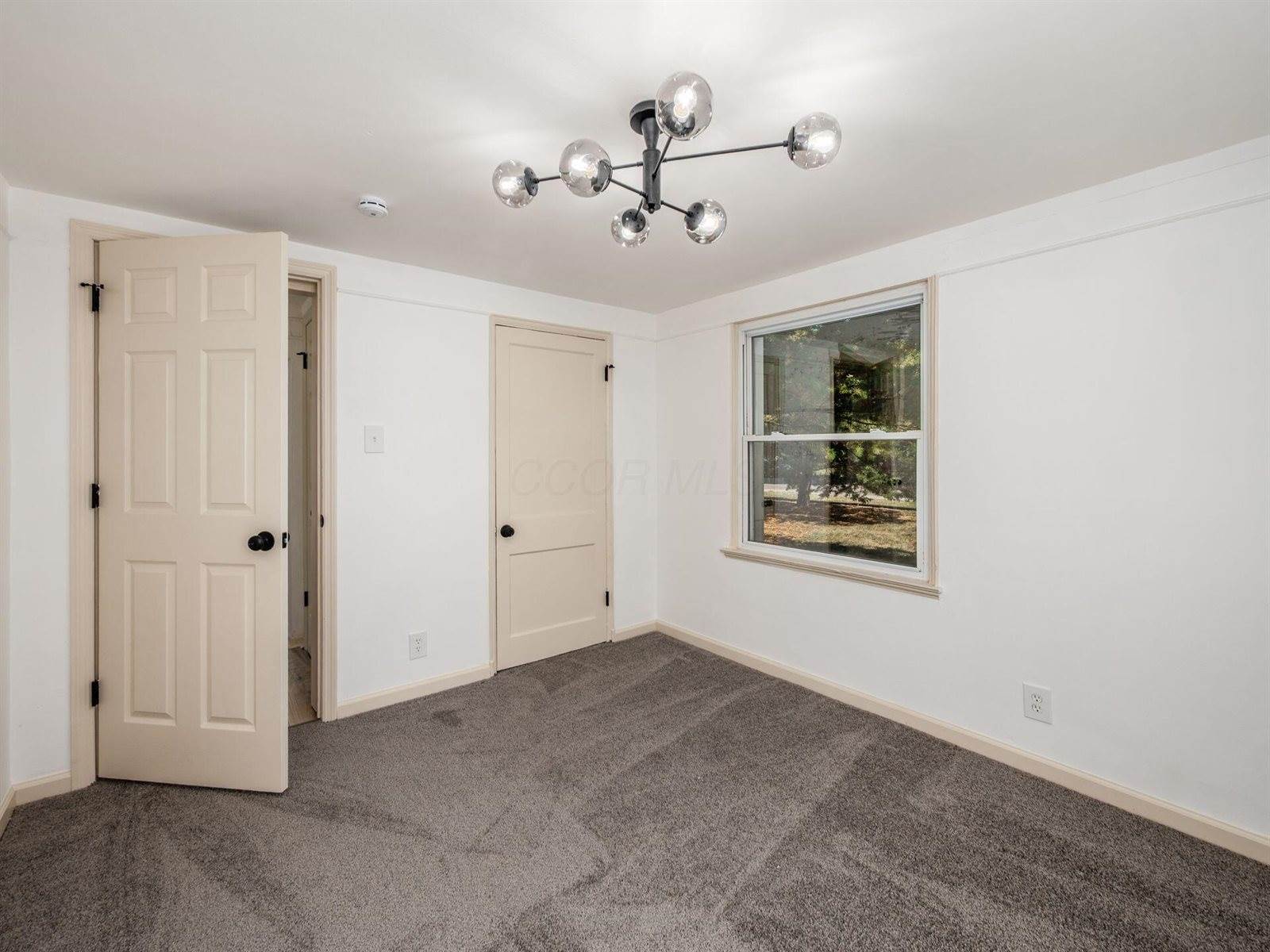 963 Erickson Avenue, Columbus, OH 43227