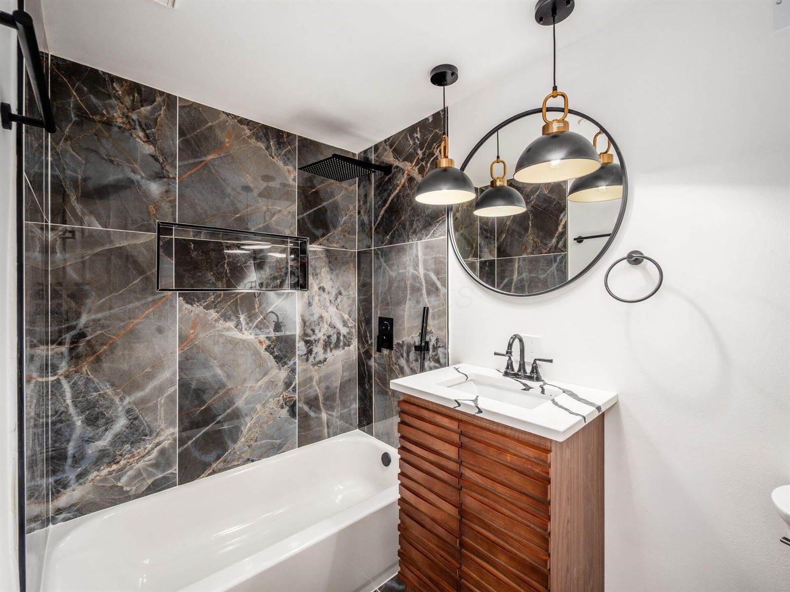 963 Erickson Avenue, Columbus, OH 43227