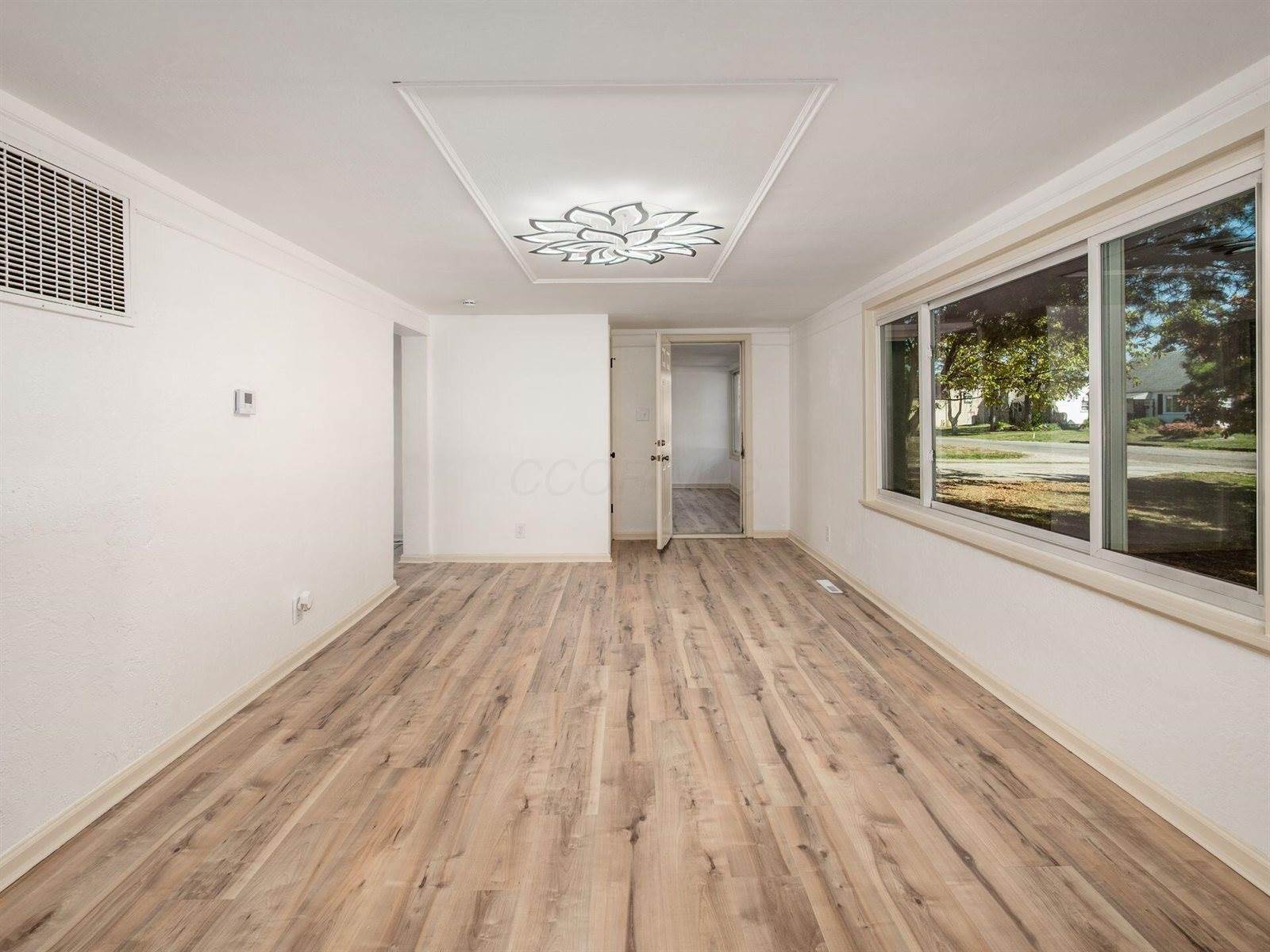 963 Erickson Avenue, Columbus, OH 43227