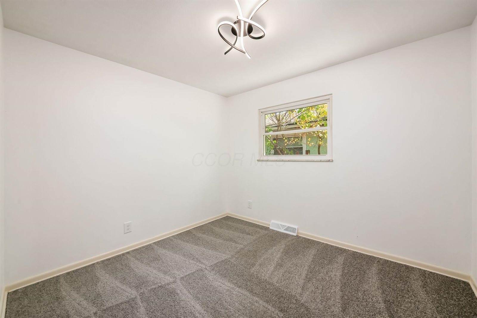 1611 Miltwood Road, Columbus, OH 43227