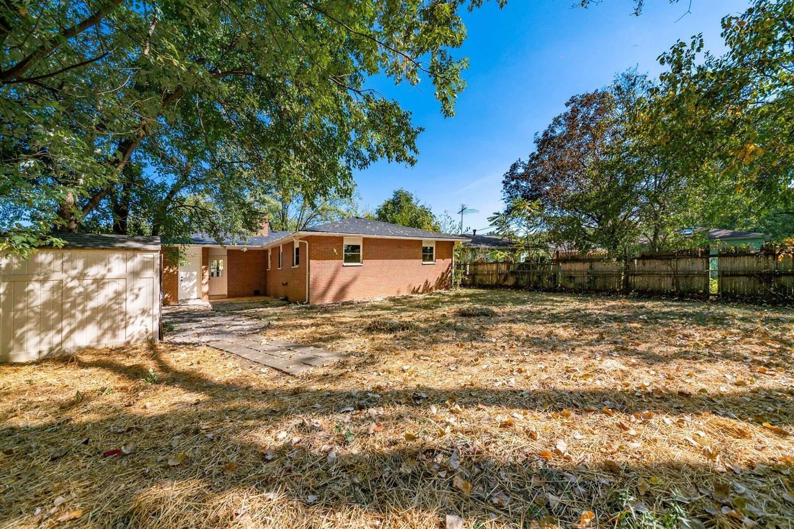 1611 Miltwood Road, Columbus, OH 43227