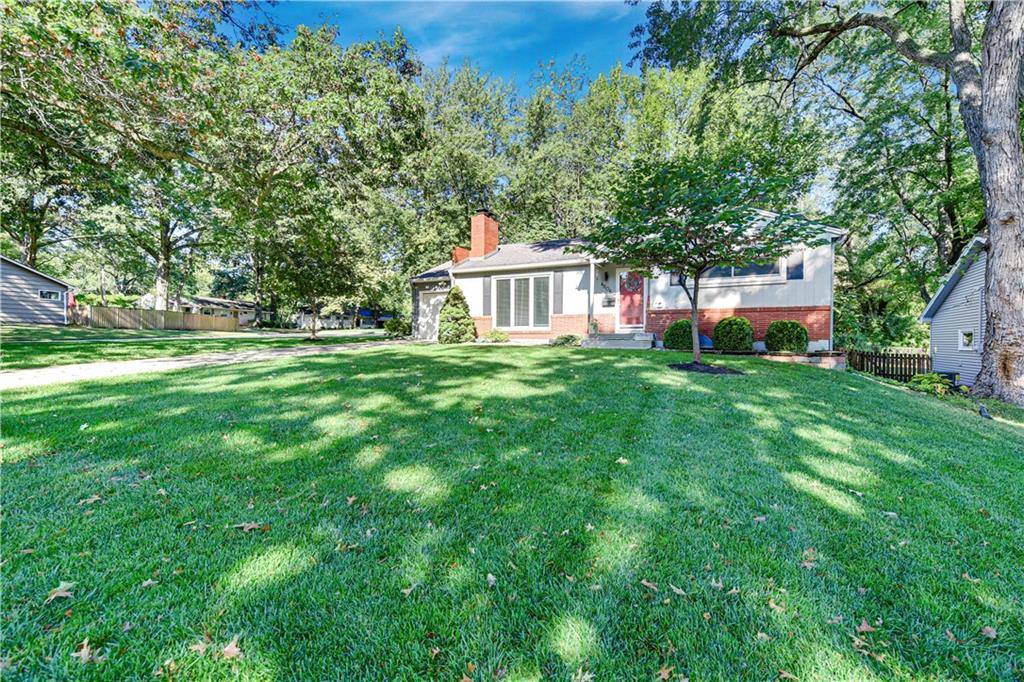 4804 West 76th Street, Prairie Village, KS 66208