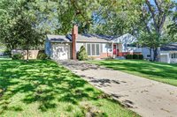 4804 West 76th Street, Prairie Village, KS 66208