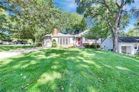 4804 West 76th Street, Prairie Village, KS 66208