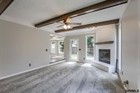 15747 Charles Street, Omaha, NE 68118