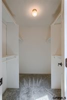 15747 Charles Street, Omaha, NE 68118