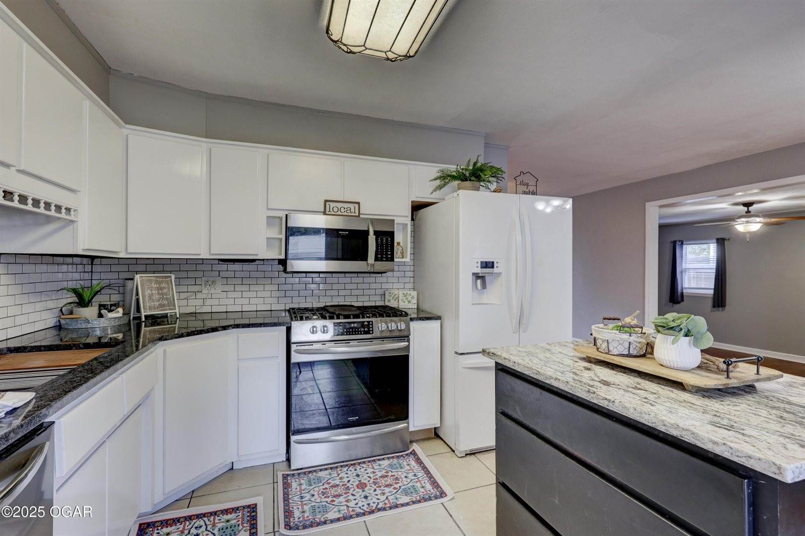 723 South Highland Avenue, Joplin, MO 64801