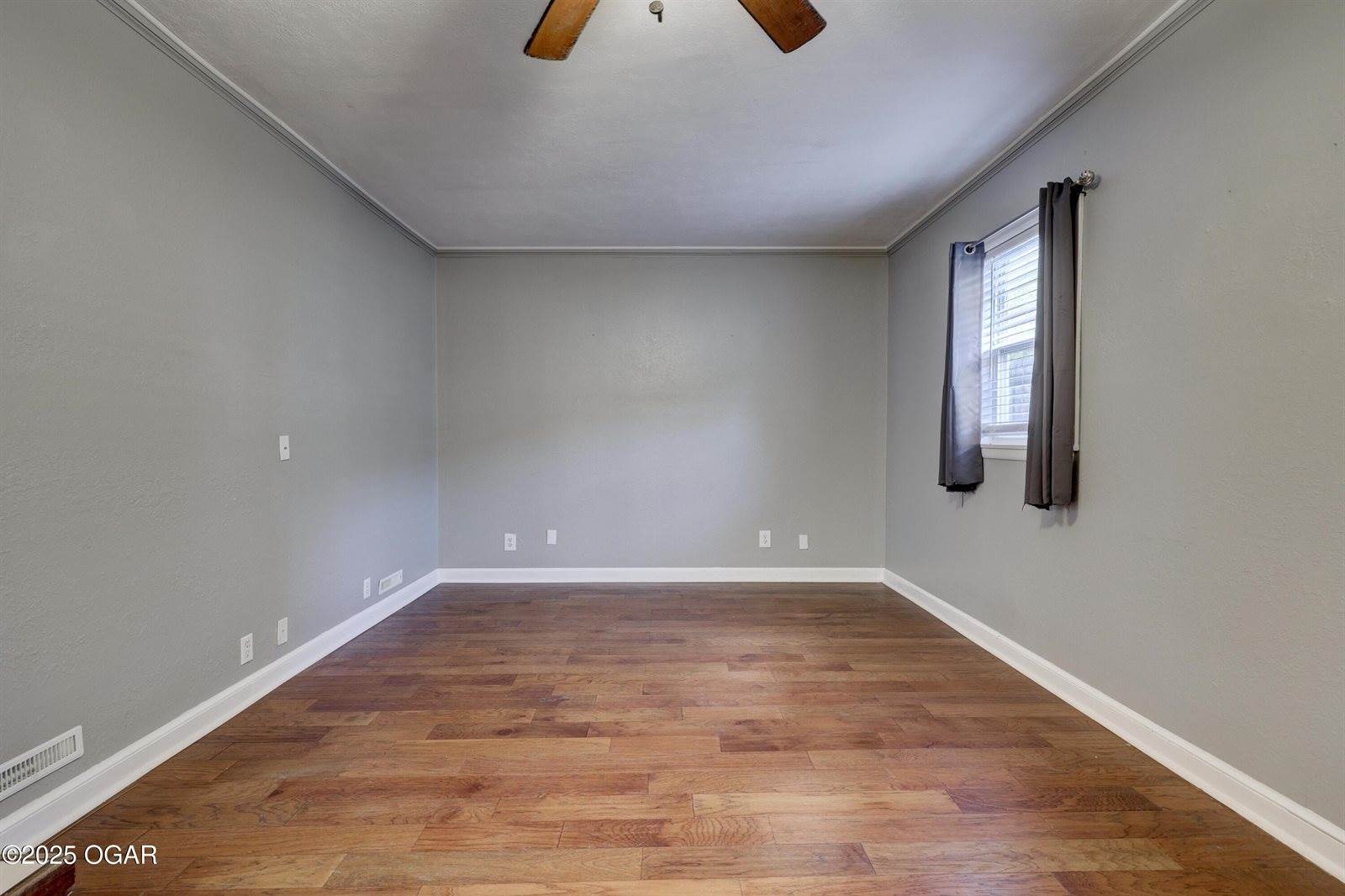 723 South Highland Avenue, Joplin, MO 64801