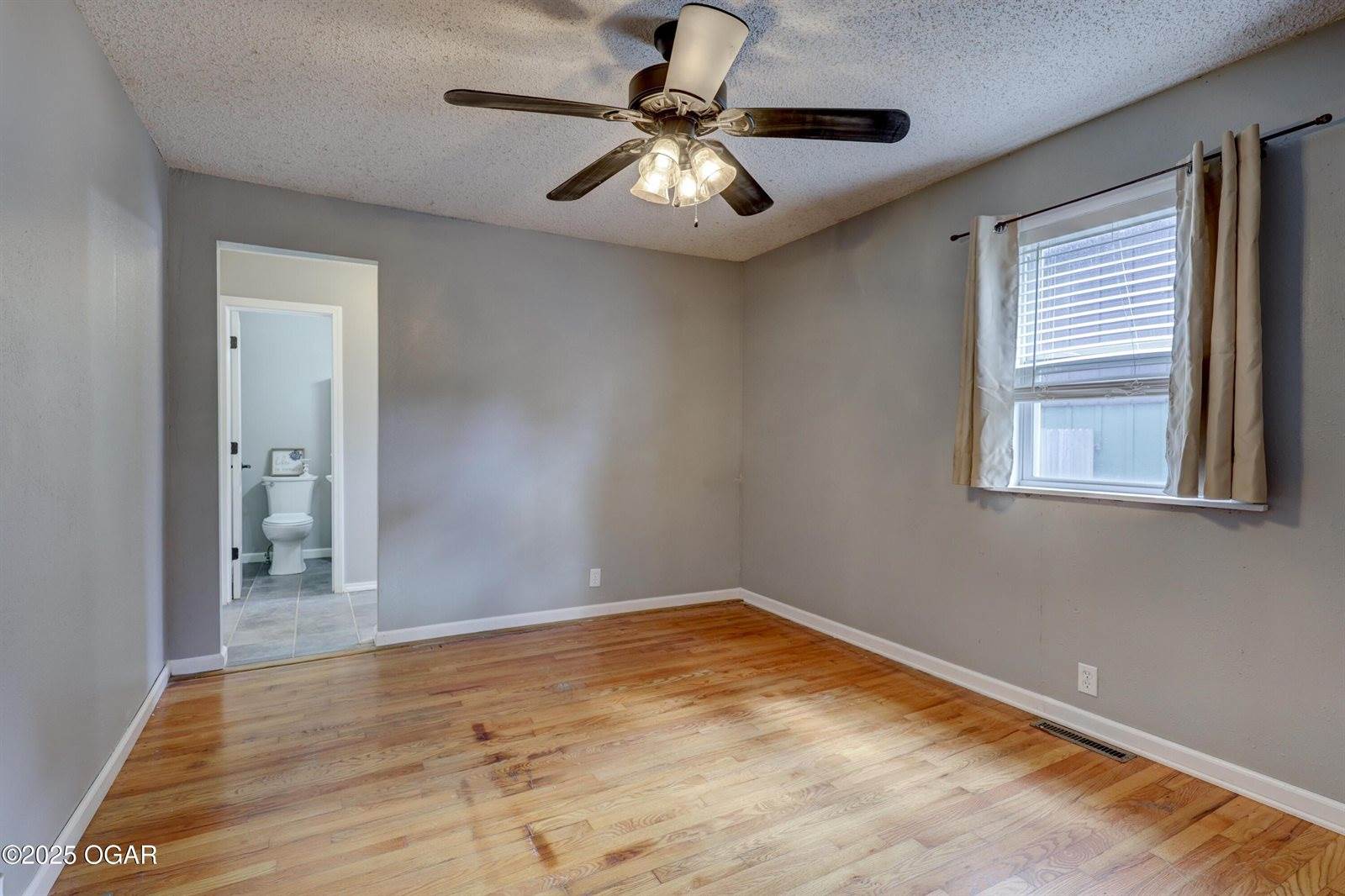 723 South Highland Avenue, Joplin, MO 64801