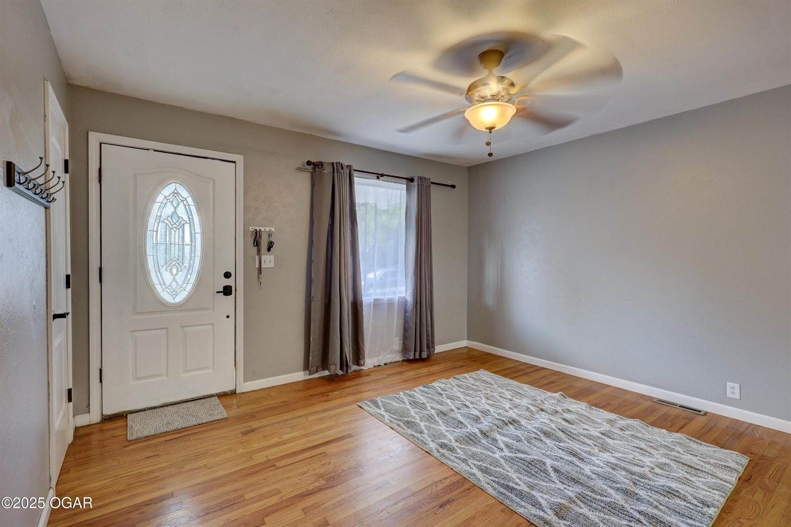 723 South Highland Avenue, Joplin, MO 64801