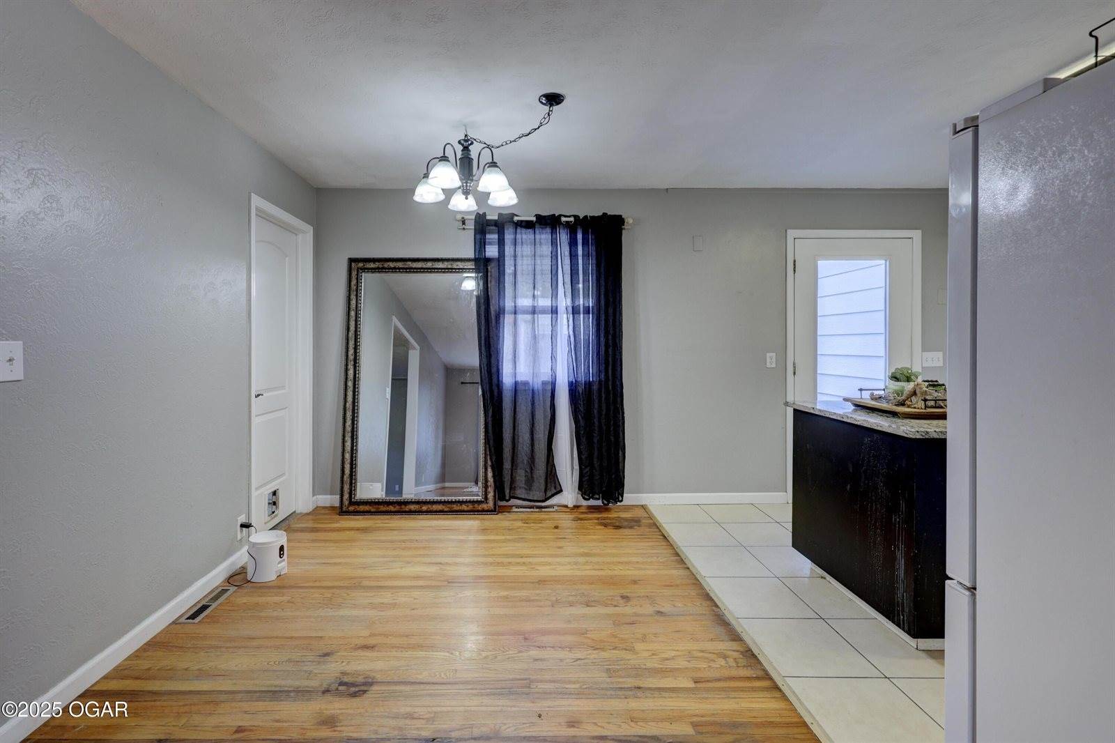 723 South Highland Avenue, Joplin, MO 64801