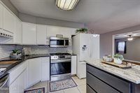 723 South Highland Avenue, Joplin, MO 64801