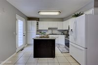 723 South Highland Avenue, Joplin, MO 64801