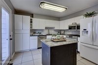 723 South Highland Avenue, Joplin, MO 64801