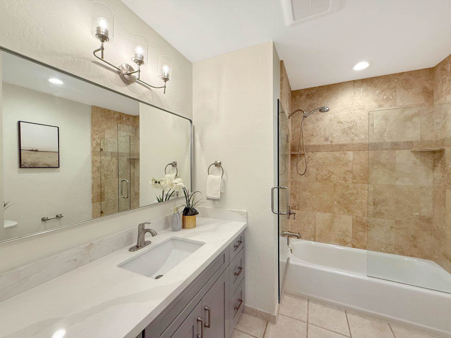 125 Connemara WAY 98, Sunnyvale, CA 94087