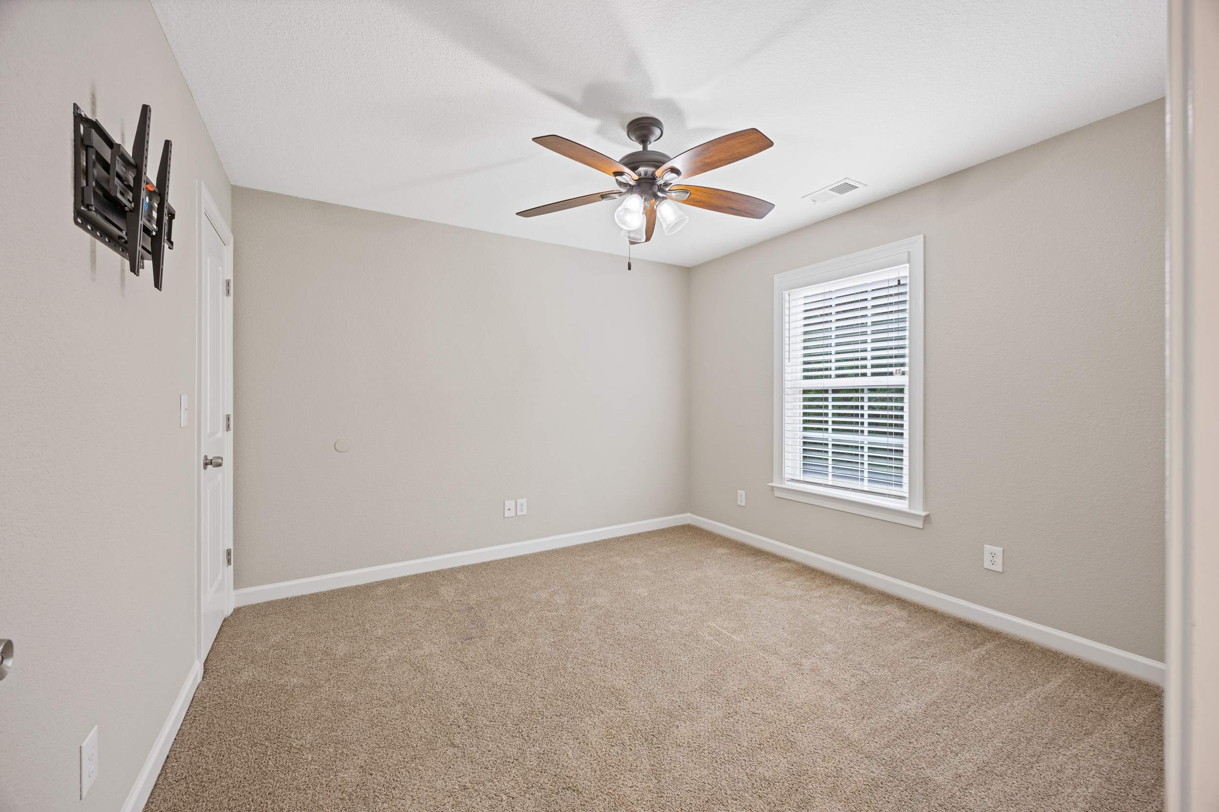 1313 Long Ridge Road, Chesapeake, VA 23322