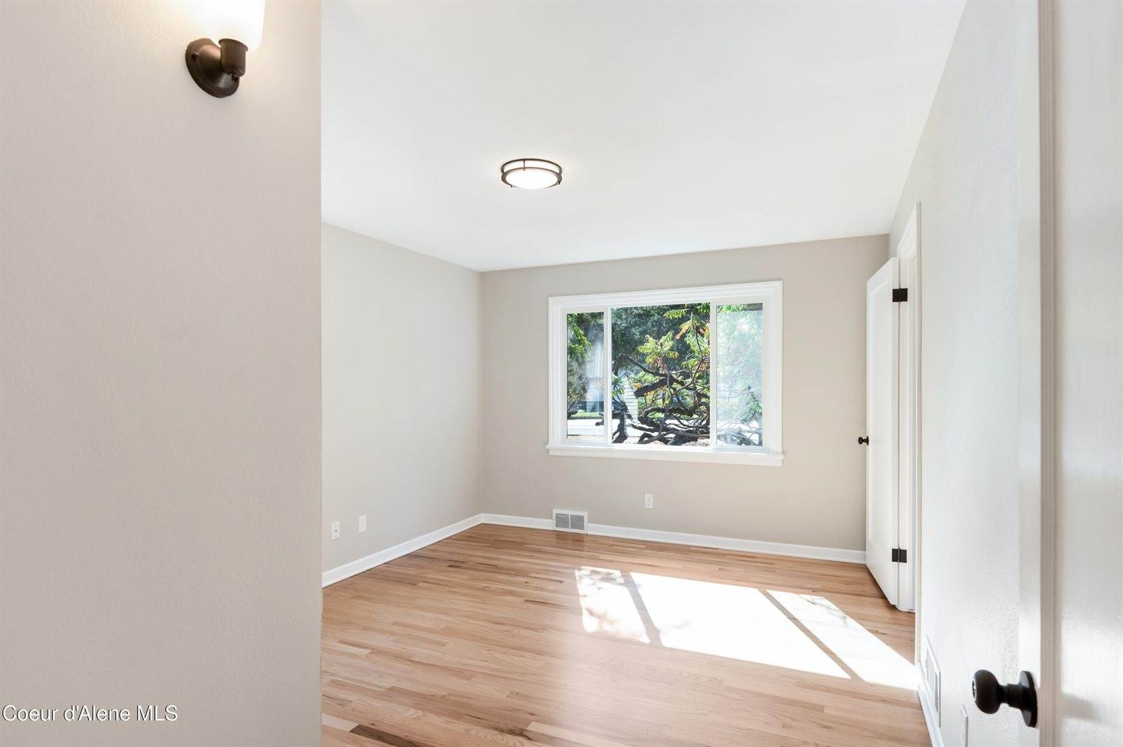 920 North 23rd St, Coeur d'Alene, ID 83814