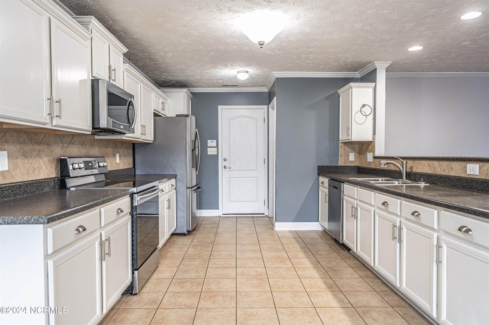 186 Ashcroft Court, Hoke County, NC 28376