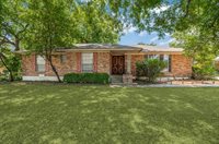 328 East Pleasant Run Road, DeSoto, TX 75115