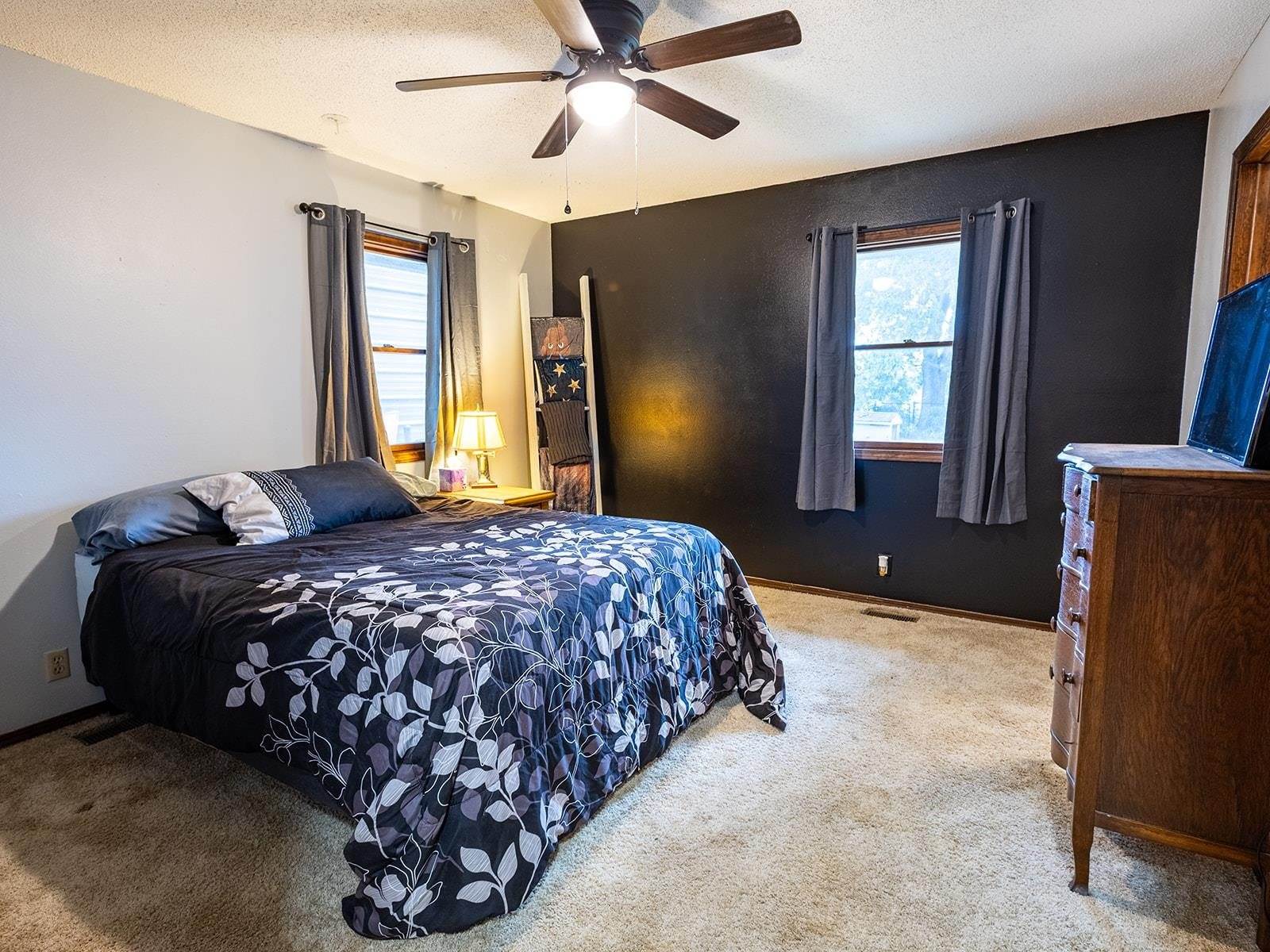 5 Autumn Rd, Arkansas City, KS 67005