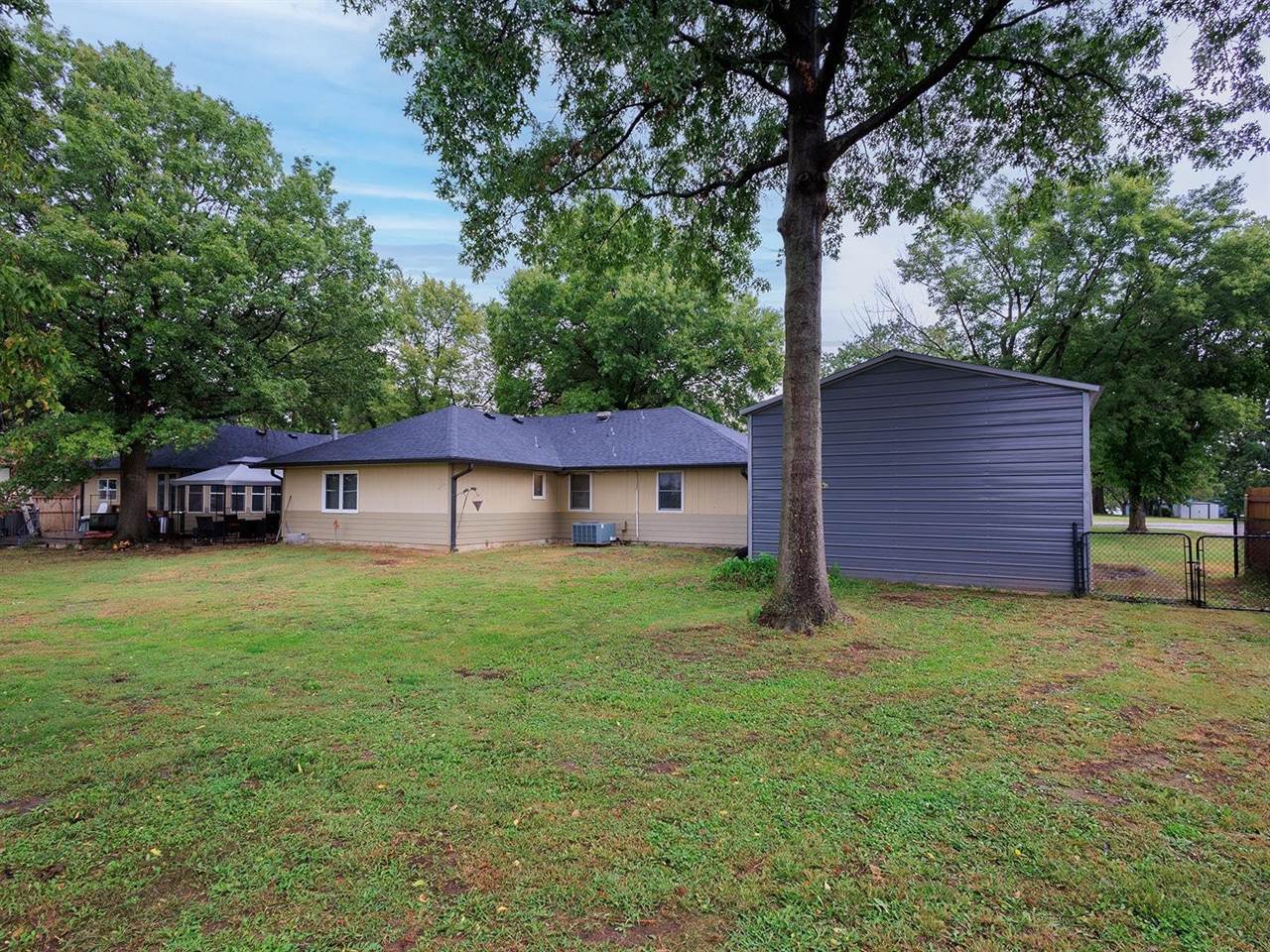 5 Autumn Rd, Arkansas City, KS 67005