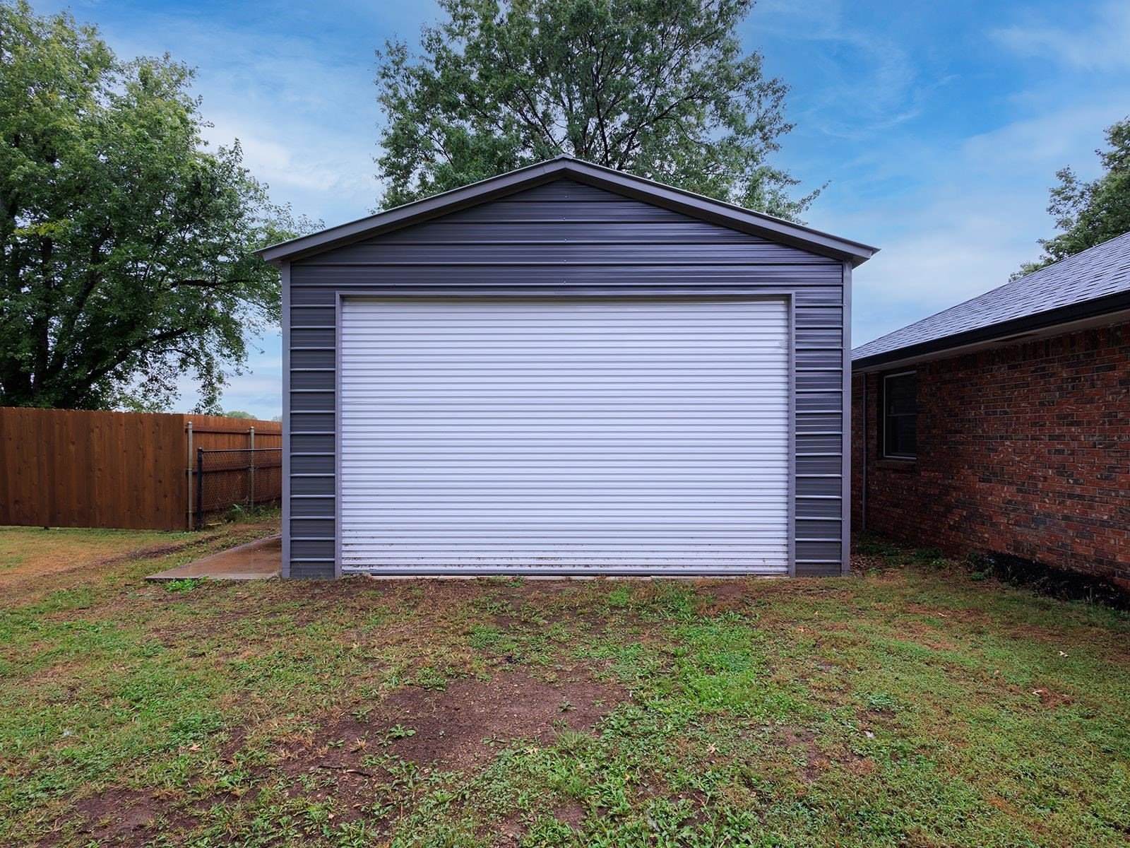 5 Autumn Rd, Arkansas City, KS 67005