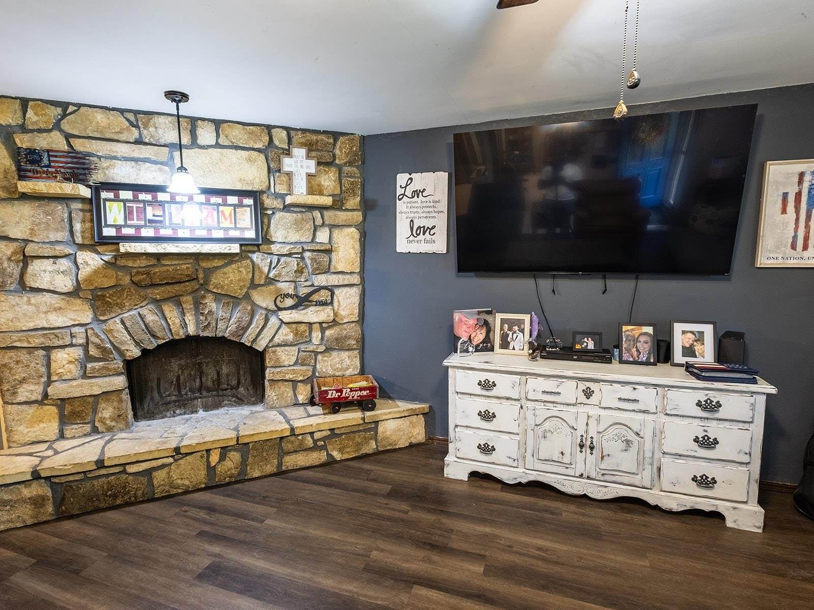 5 Autumn Rd, Arkansas City, KS 67005