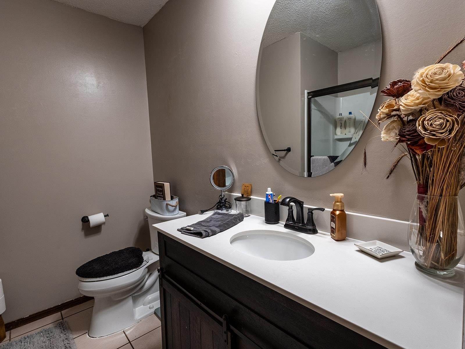 5 Autumn Rd, Arkansas City, KS 67005