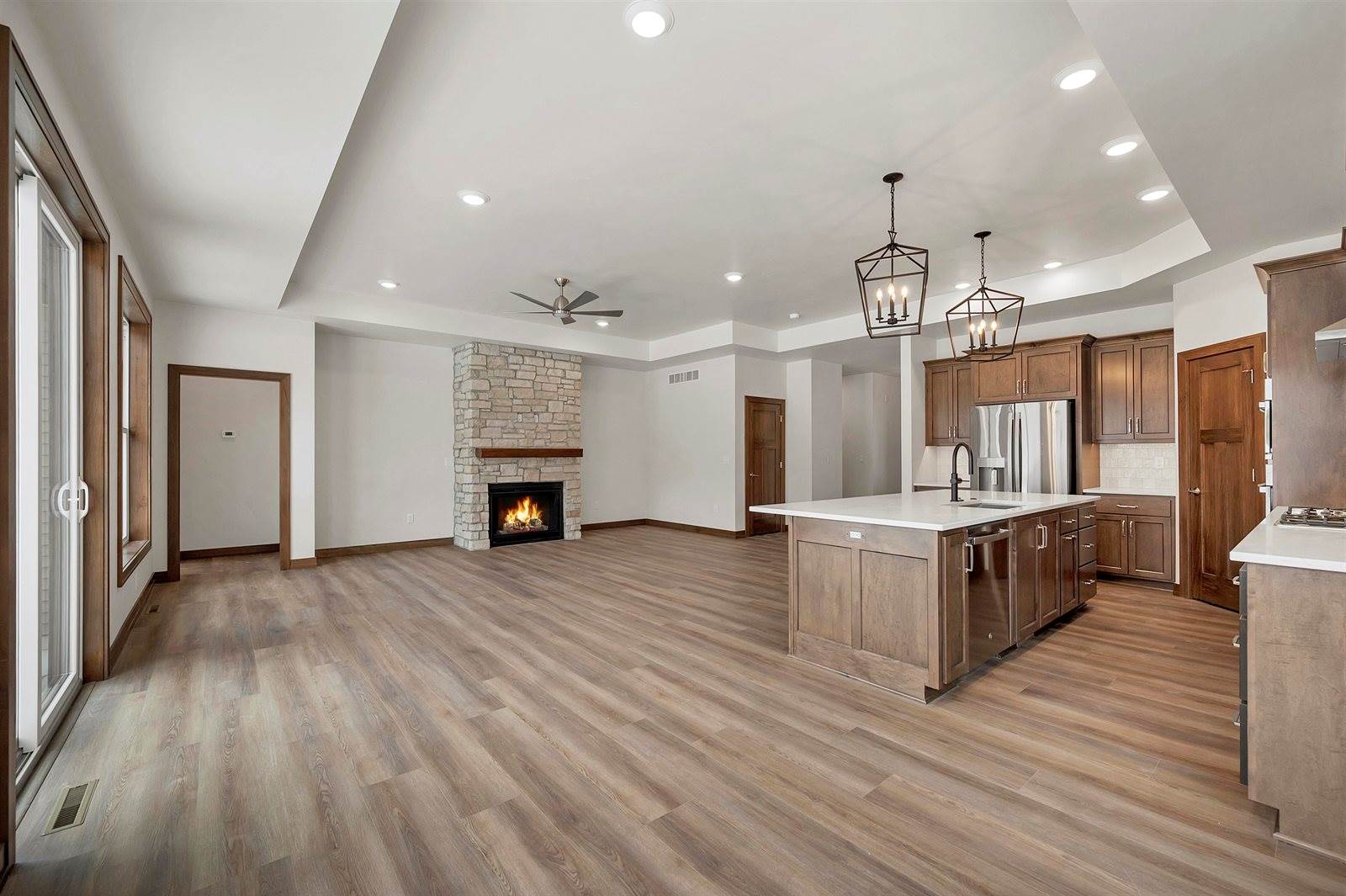 1617 North Honeysuckle Drive, De Pere, WI 54115