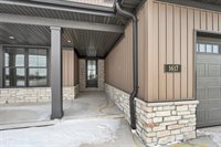 1617 North Honeysuckle Drive, De Pere, WI 54115