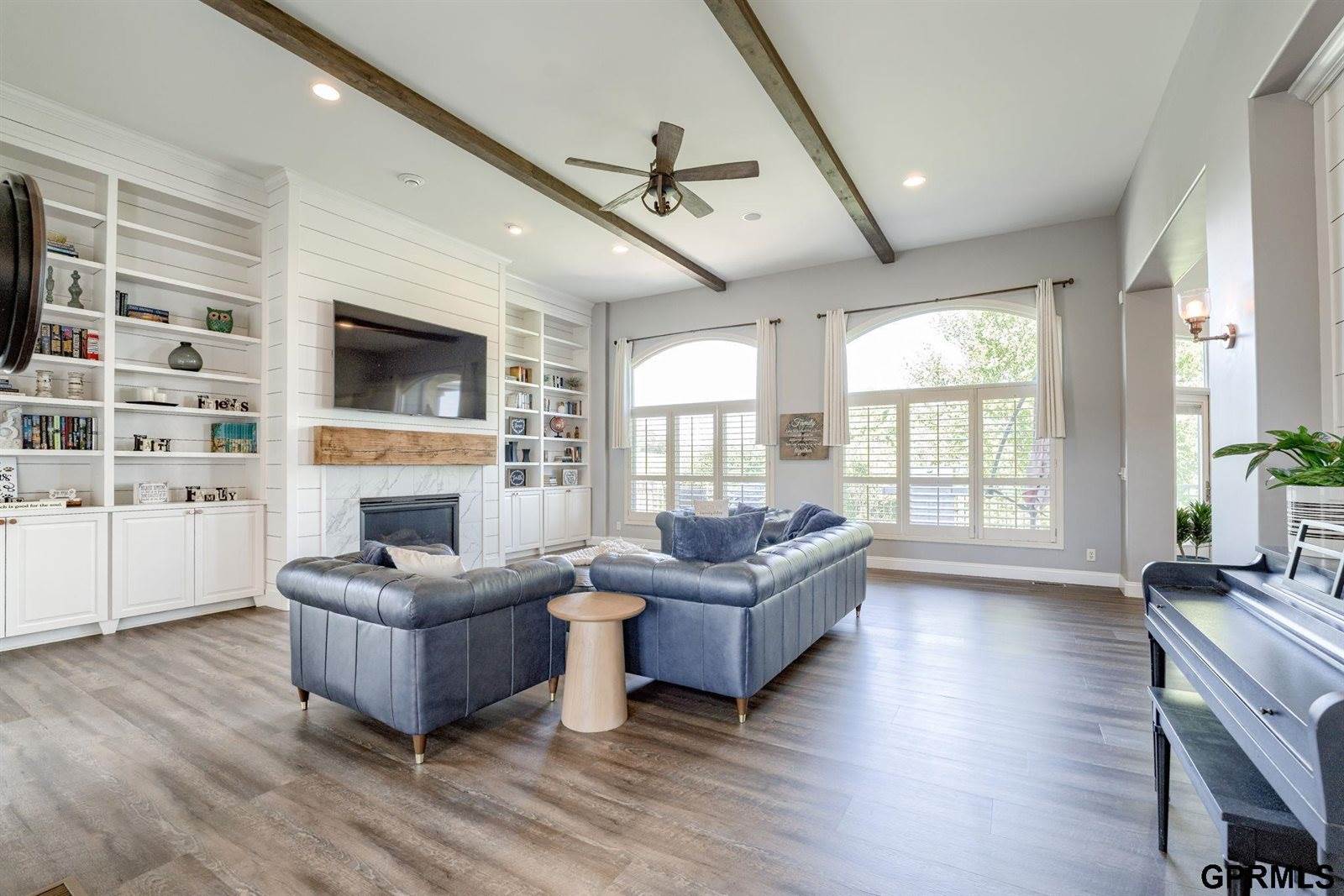 12261 Bobwhite Road, Gretna, NE 68028